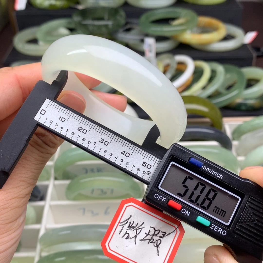 未镶嵌蛇纹石玉手镯736