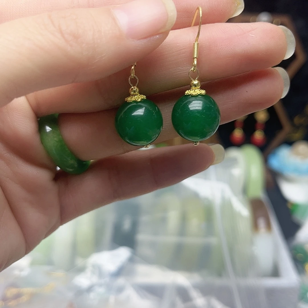 翡翠未镶嵌耳饰圆