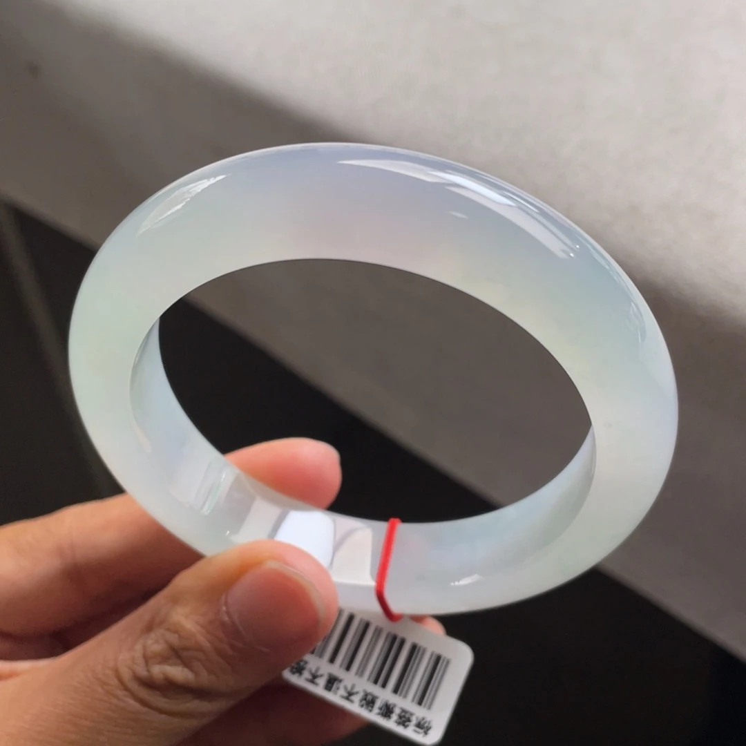 翡翠未镶嵌手镯渐变冰胶淡春彩手镯【强推】上新