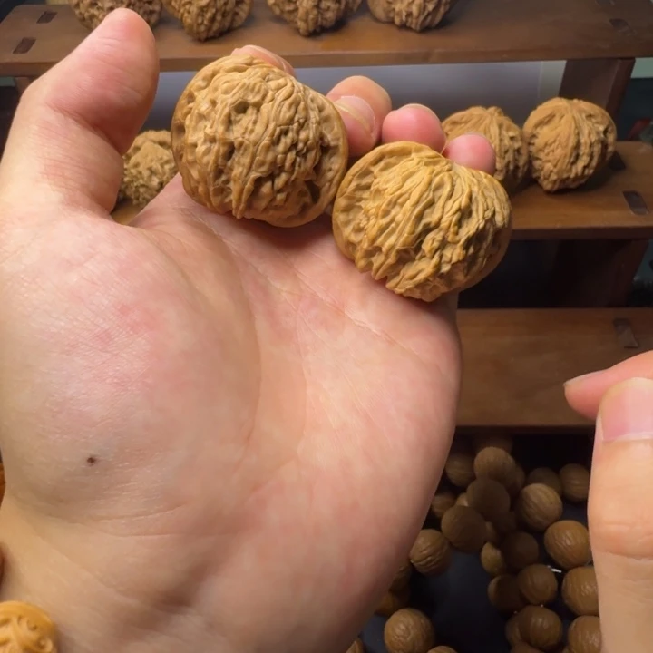 文玩核桃吊坠磨盘