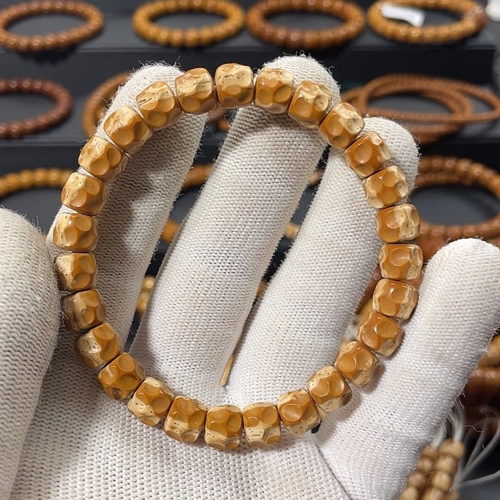 紫金鼠手串9×8实心无相花鼠