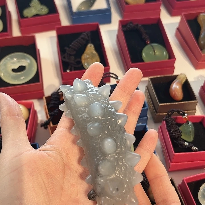 蛇纹石玉未镶嵌吊坠(赠链)