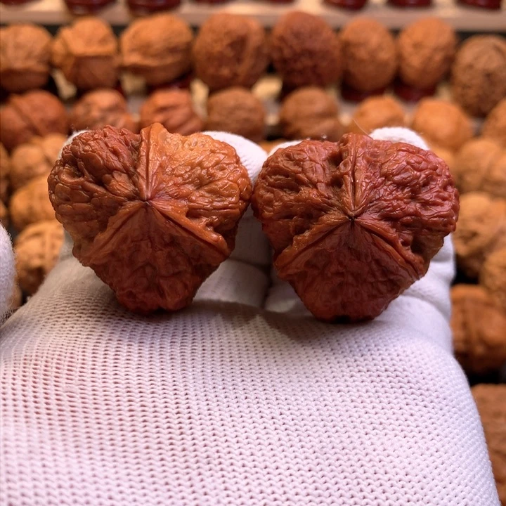 文玩核桃吊坠32…….