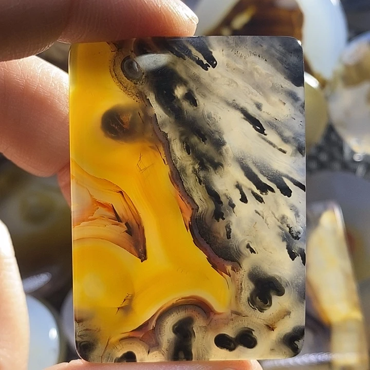 未镶嵌颈饰玛瑙/玉髓