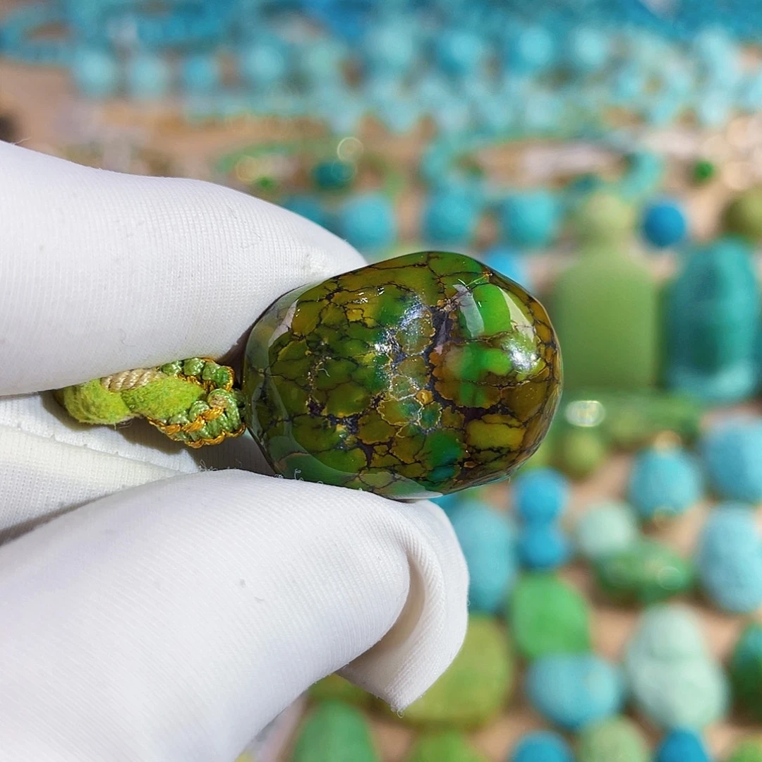 未镶嵌绿松石珠宝奇石