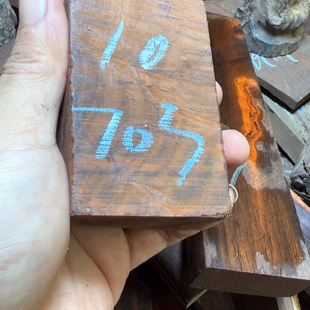 7***3交趾黄檀（大红酸枝）