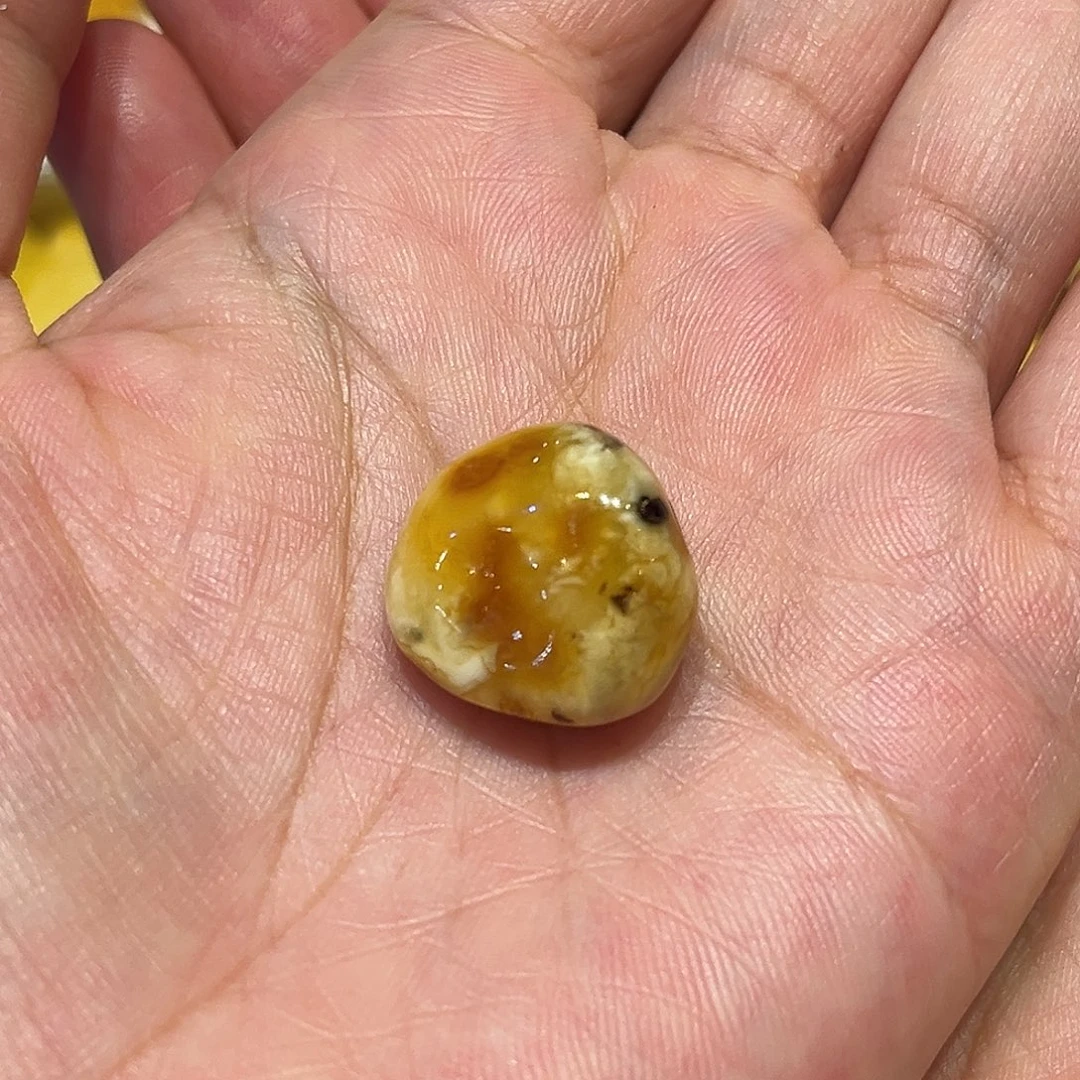 未镶嵌颈饰琥珀蜜蜡