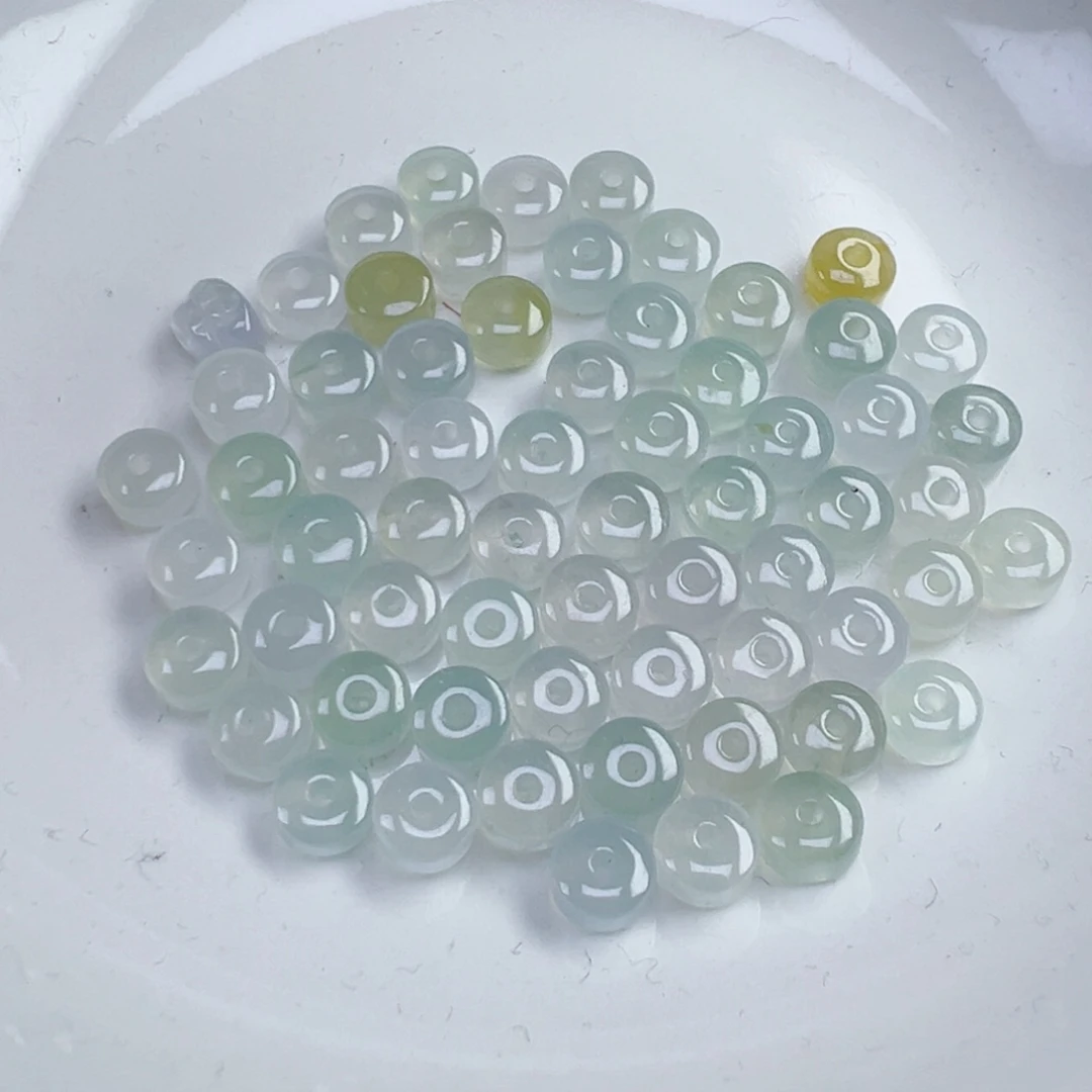 翡翠散珠冰桶珠一颗