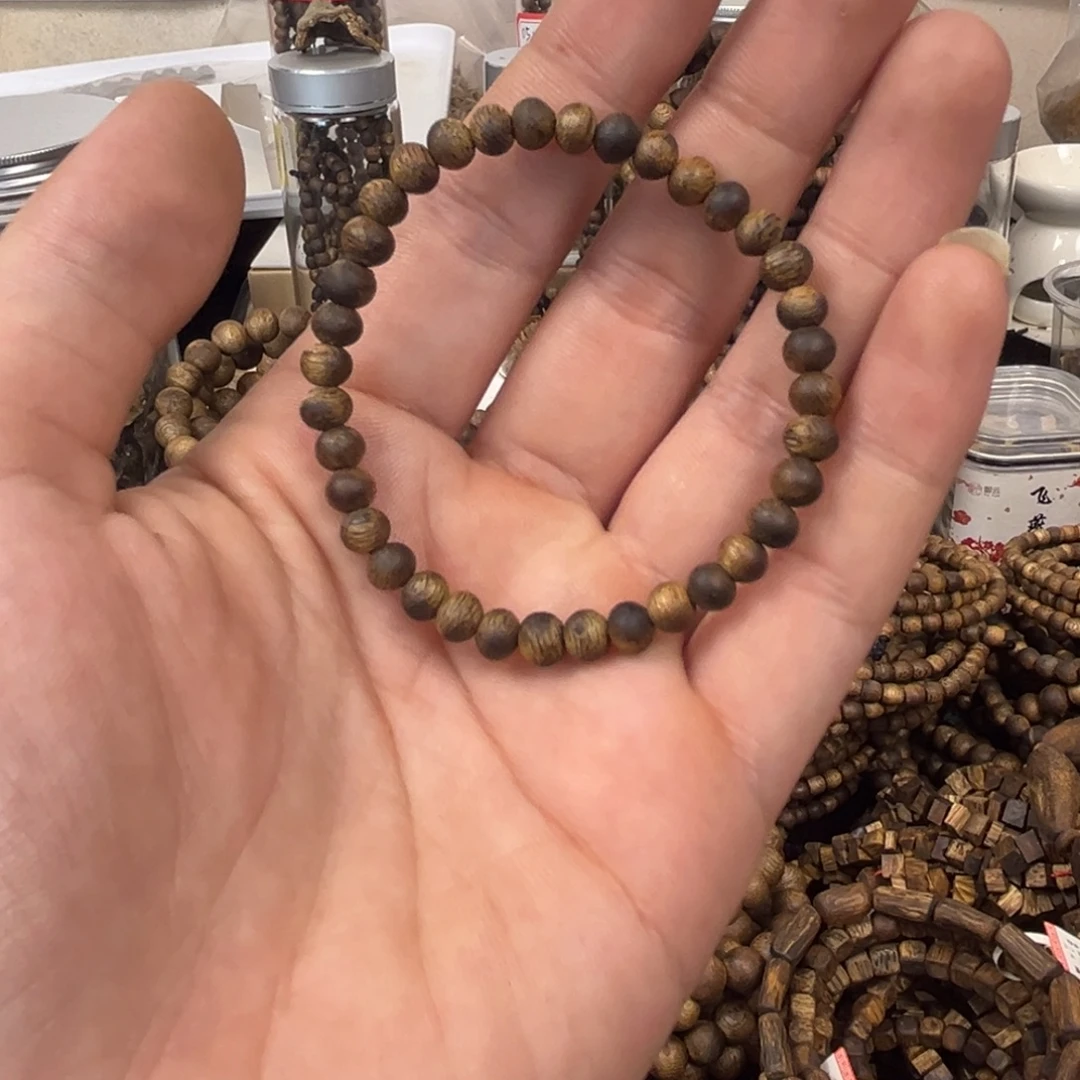 沉香沉香碎屑05mm圆珠单圈 重2克