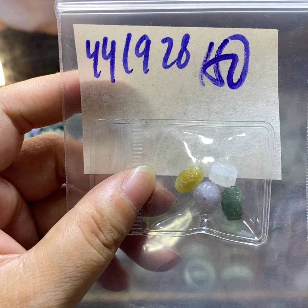 未镶嵌定制翡翠S****