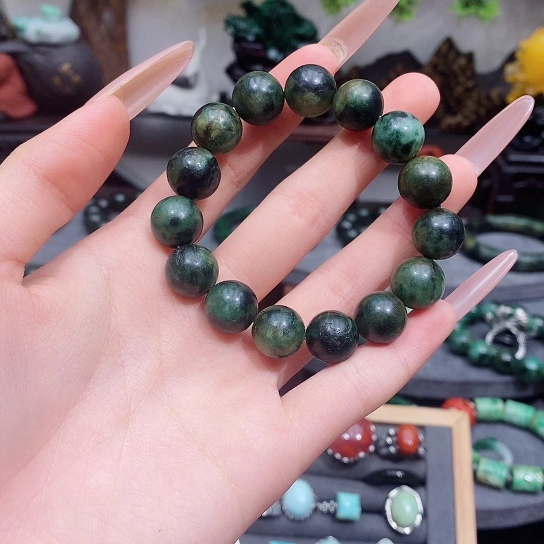 翡翠手链未镶嵌漂亮美眉