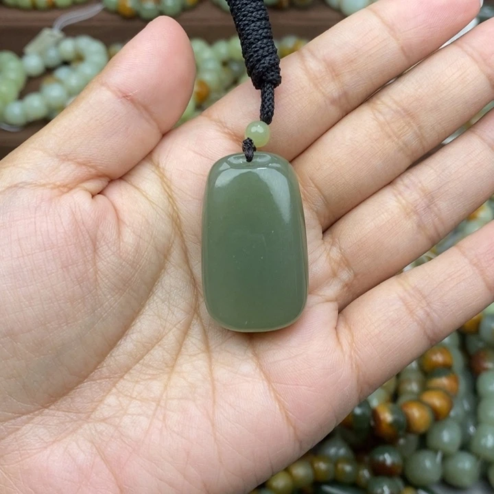 中****吊坠(不含链)未镶嵌和田玉
