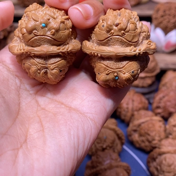 【闪购商品】手串/手链核桃镶嵌金蟾