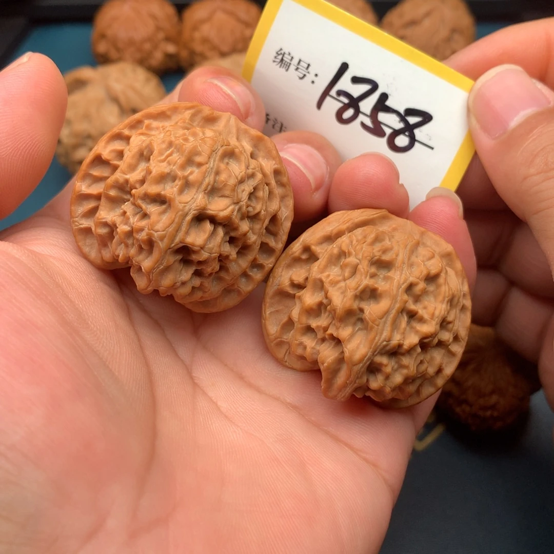 文玩核桃把件40全品苹果1858