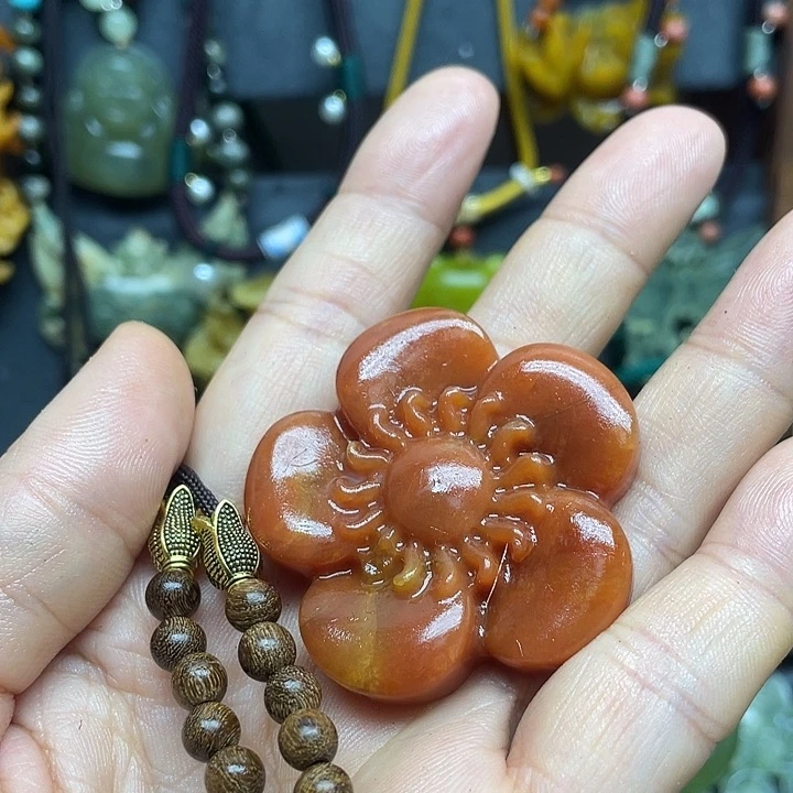 未镶嵌蛇纹石玉颈饰