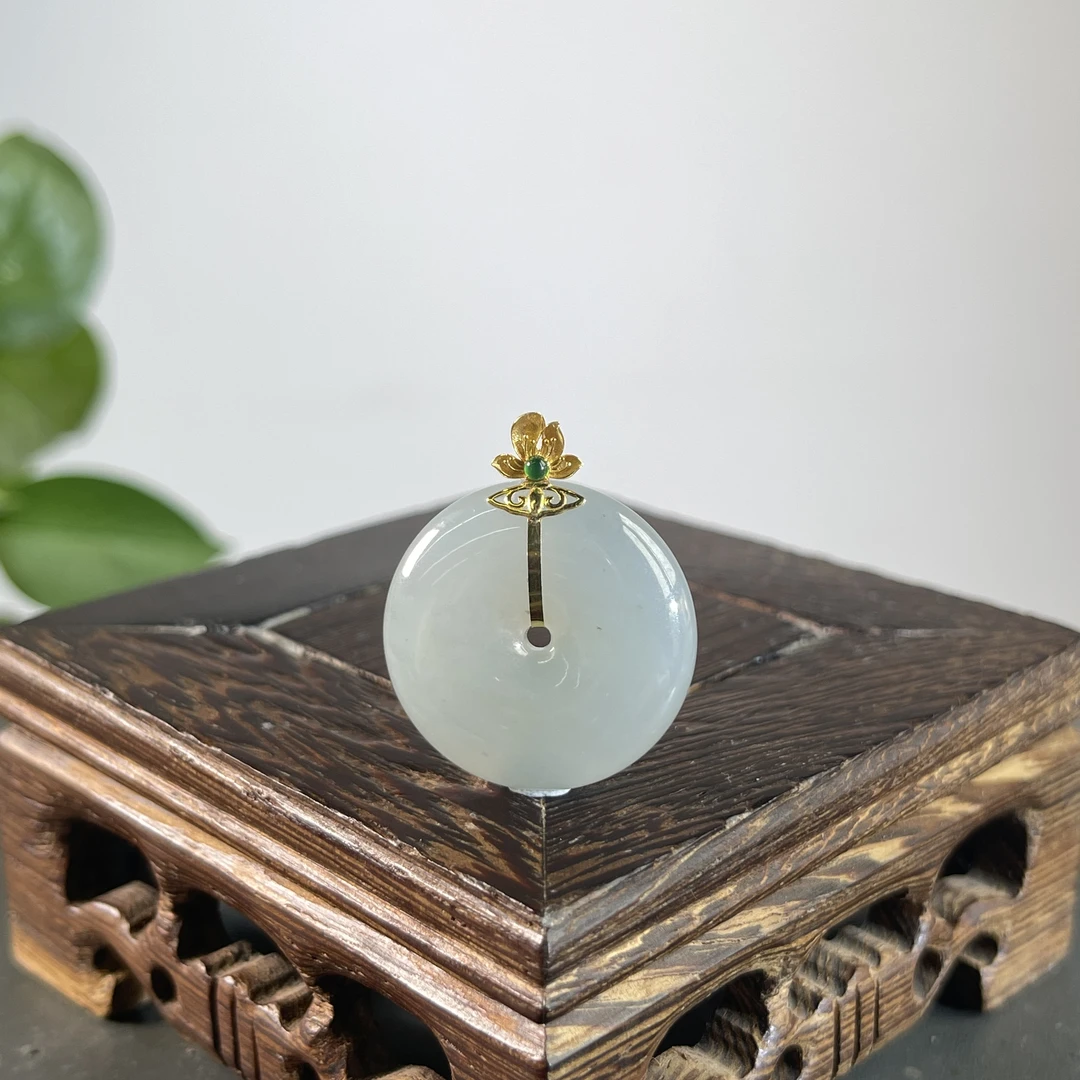 JGB23-96  天然缅甸A货翡翠  18K镶嵌平安扣