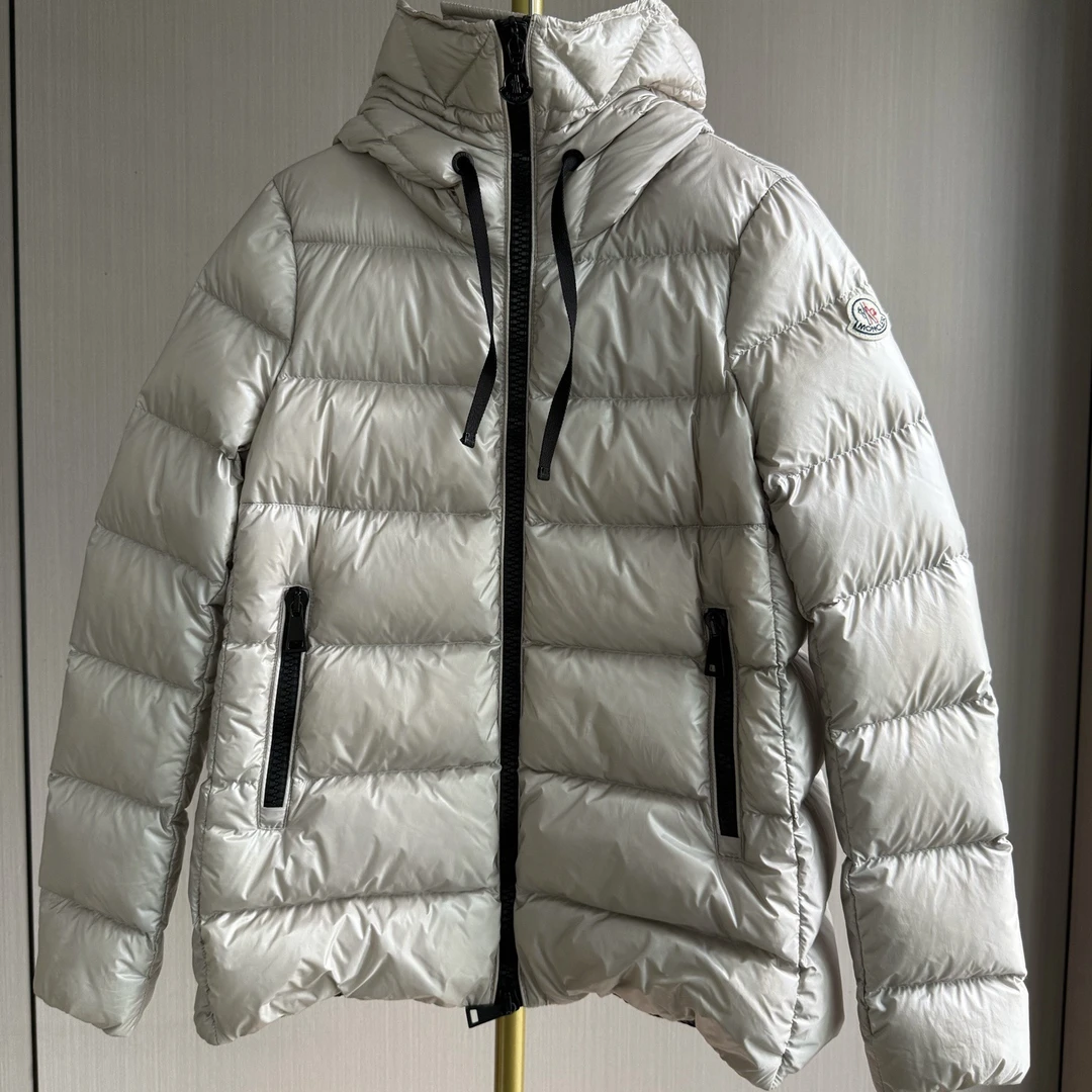 99新 MONCLER 羽绒服/尺码00/E0253