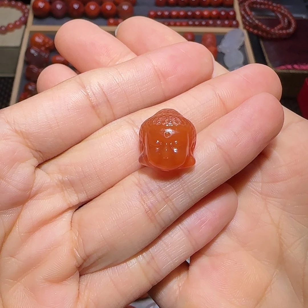 未镶嵌南红玛瑙珠宝奇石半**?