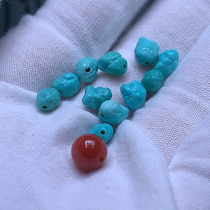 南红玛瑙未镶嵌珠宝奇石