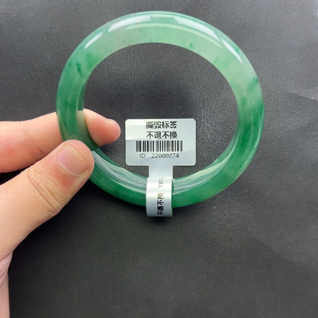 石英岩玉未镶嵌手镯+小涵60.0