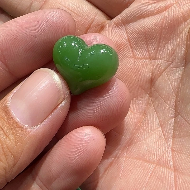 和田玉（碧玉）未镶嵌颈饰