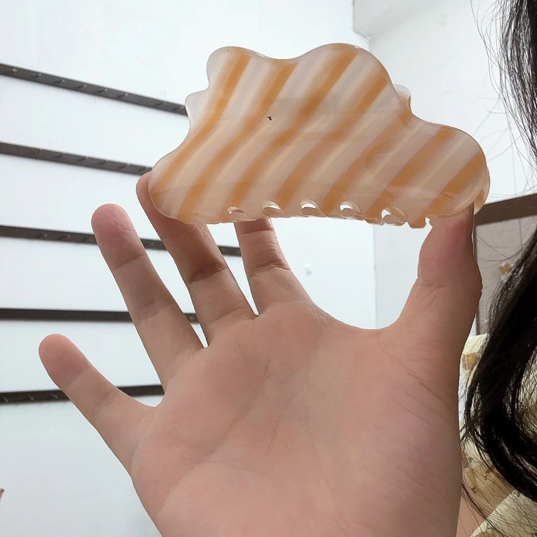 非金属合成立方氧化锆有黑点