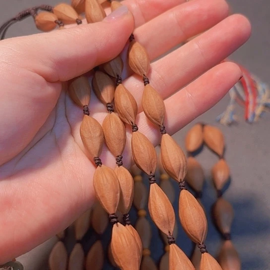 橄榄核手串/手链0.9小瓜子脖挂