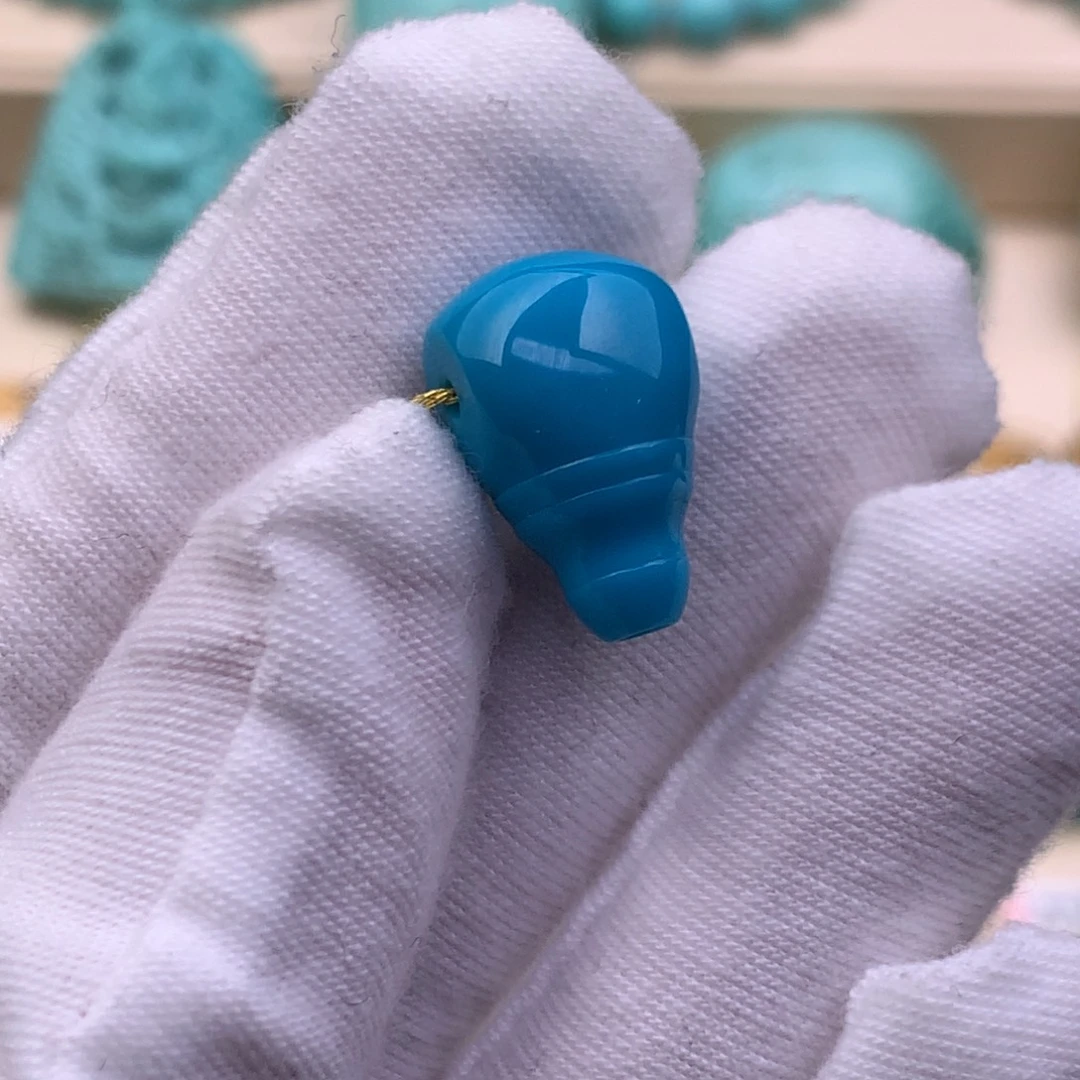 溺***风绿松石未镶嵌珠宝奇石