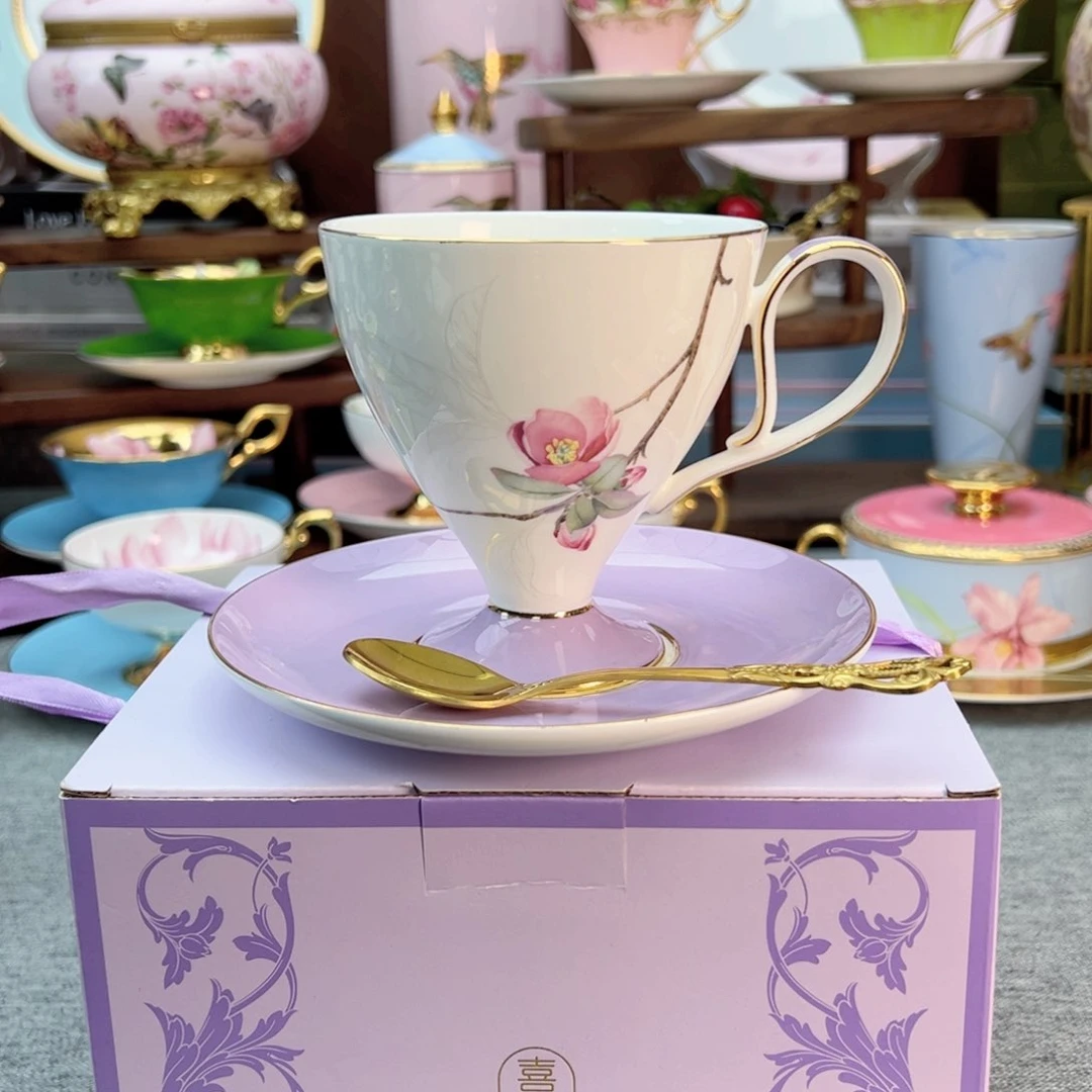 浮力小蛮腰杯碟腊梅礼盒