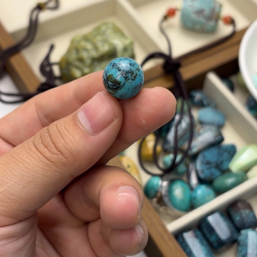 南红玛瑙未镶嵌绿松石