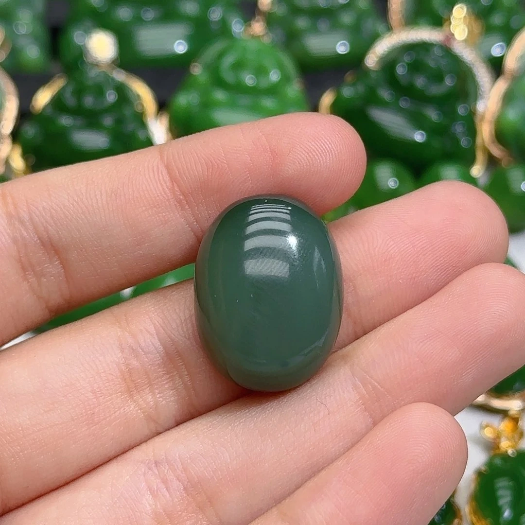 和田玉（碧玉）未镶嵌颈饰