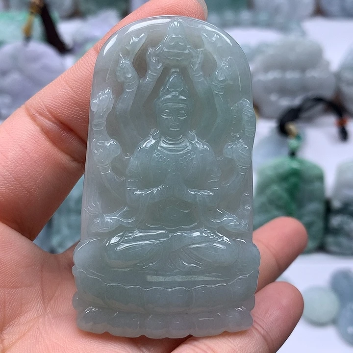 翡翠未镶嵌颈饰千手观音福利