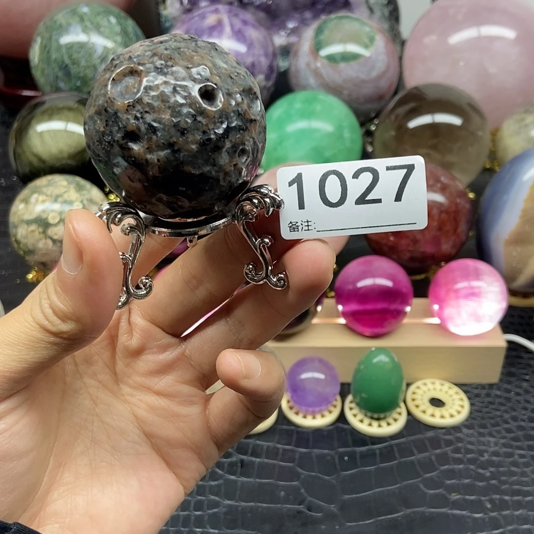 水晶摆件未镶嵌u****e摆件