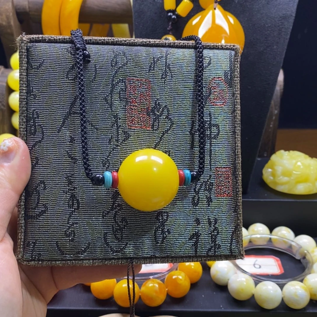 吴***乖非金属鸡油黄卡30单珠全品