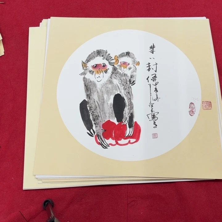 国画花鸟等图案为一体而