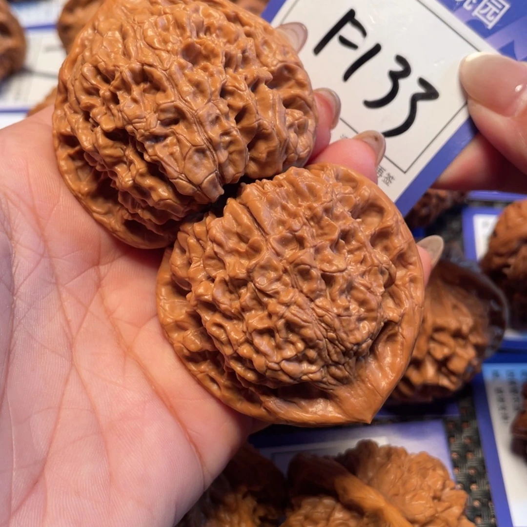 文玩核桃吊坠133号官帽49