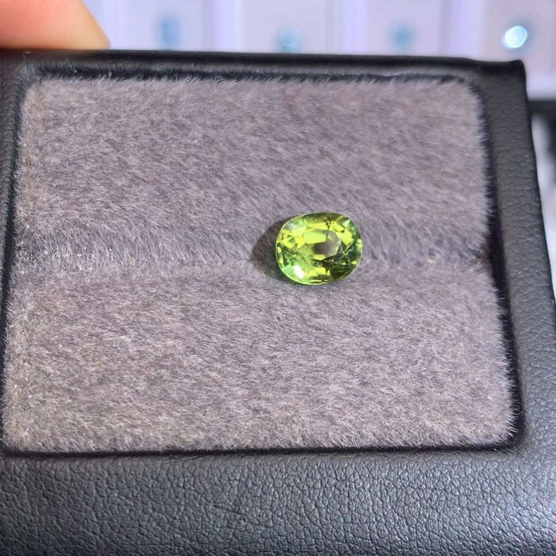 碧玺未镶嵌珠宝奇石1.985ct