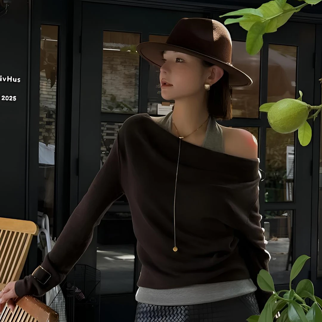 【何發财】具象松弛 巴素兰羊毛设计感百搭撞色假两件针织衫 T09011