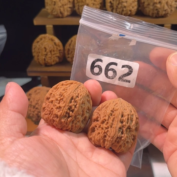 吊坠文玩核桃高炮37