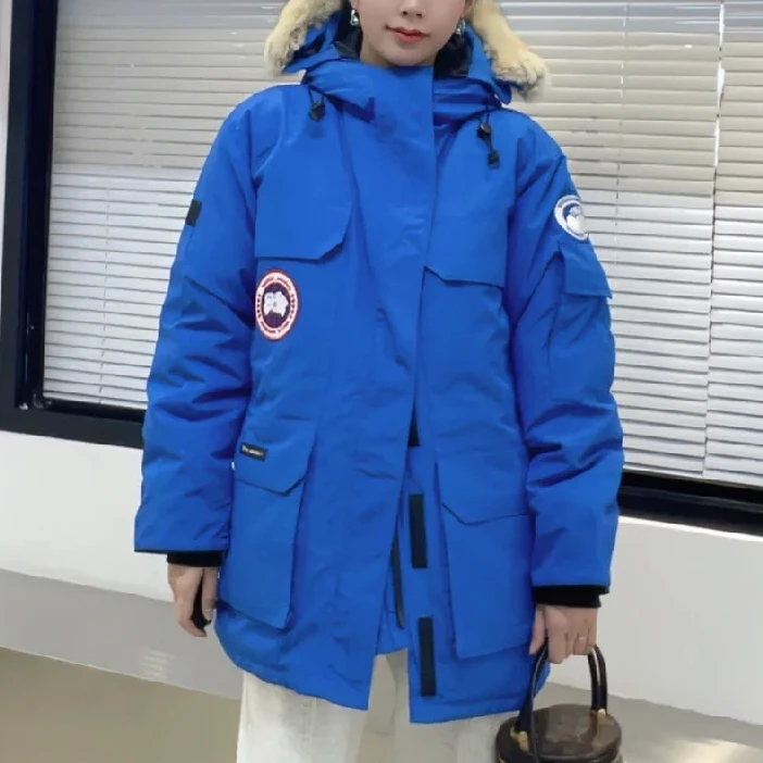 未使用 CANADA GOOSE 羽绒服/M码/Xsp35544