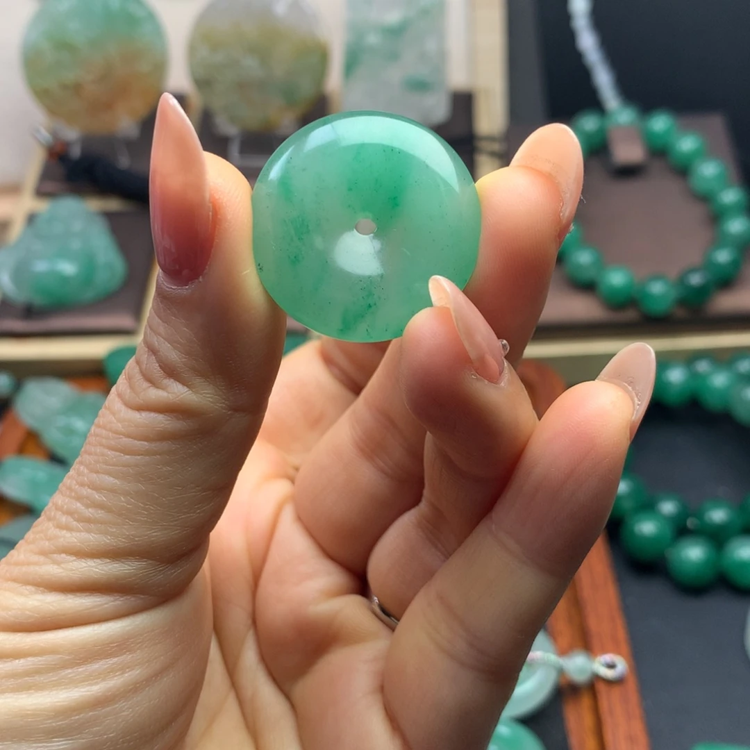 未镶嵌石英质玉珠宝半成品