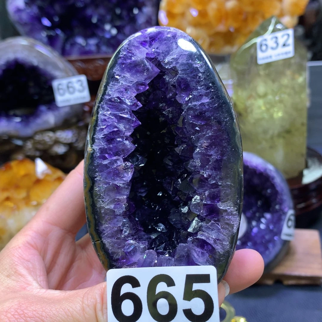 水晶摆件未镶嵌水晶m