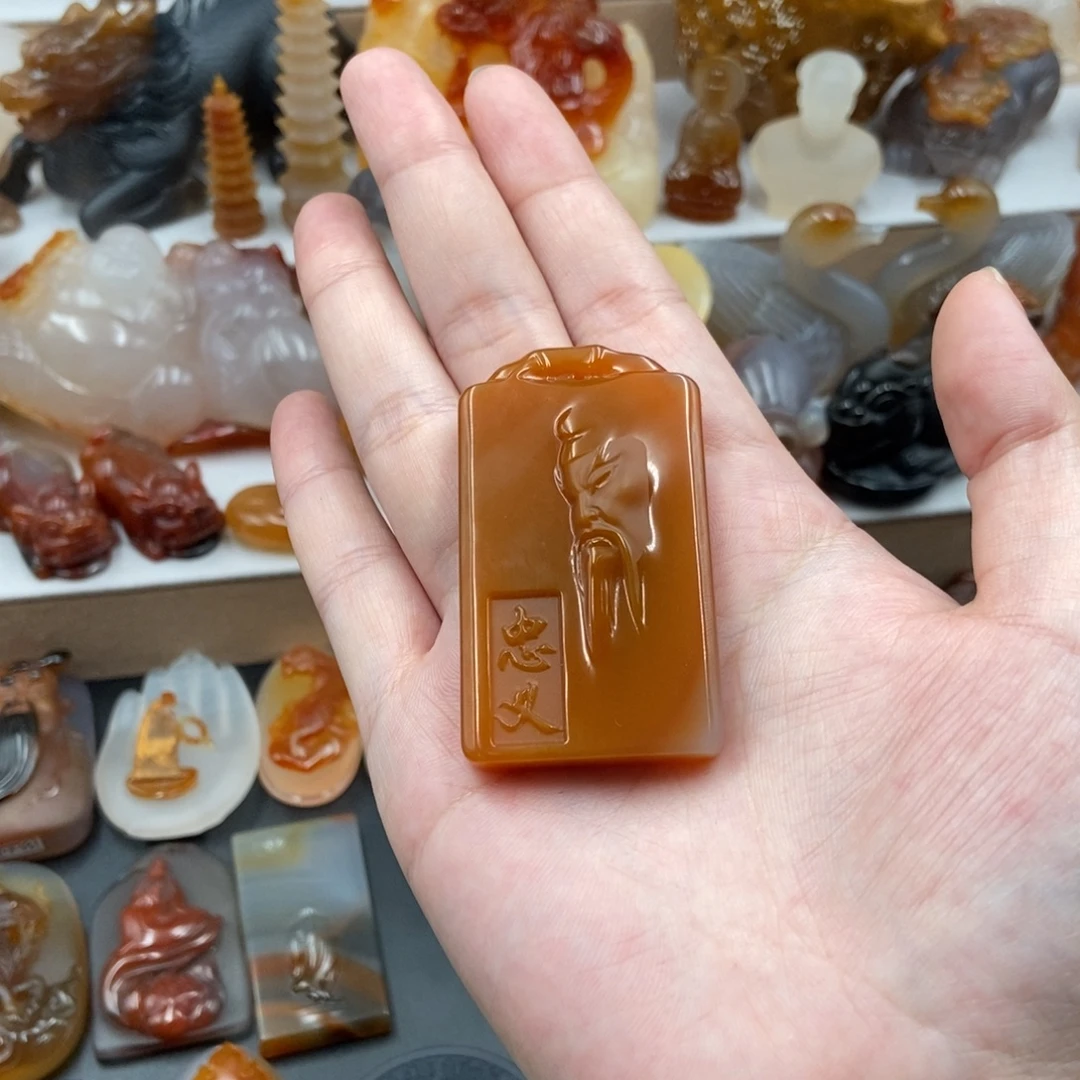 未镶嵌颈饰玛瑙/玉髓