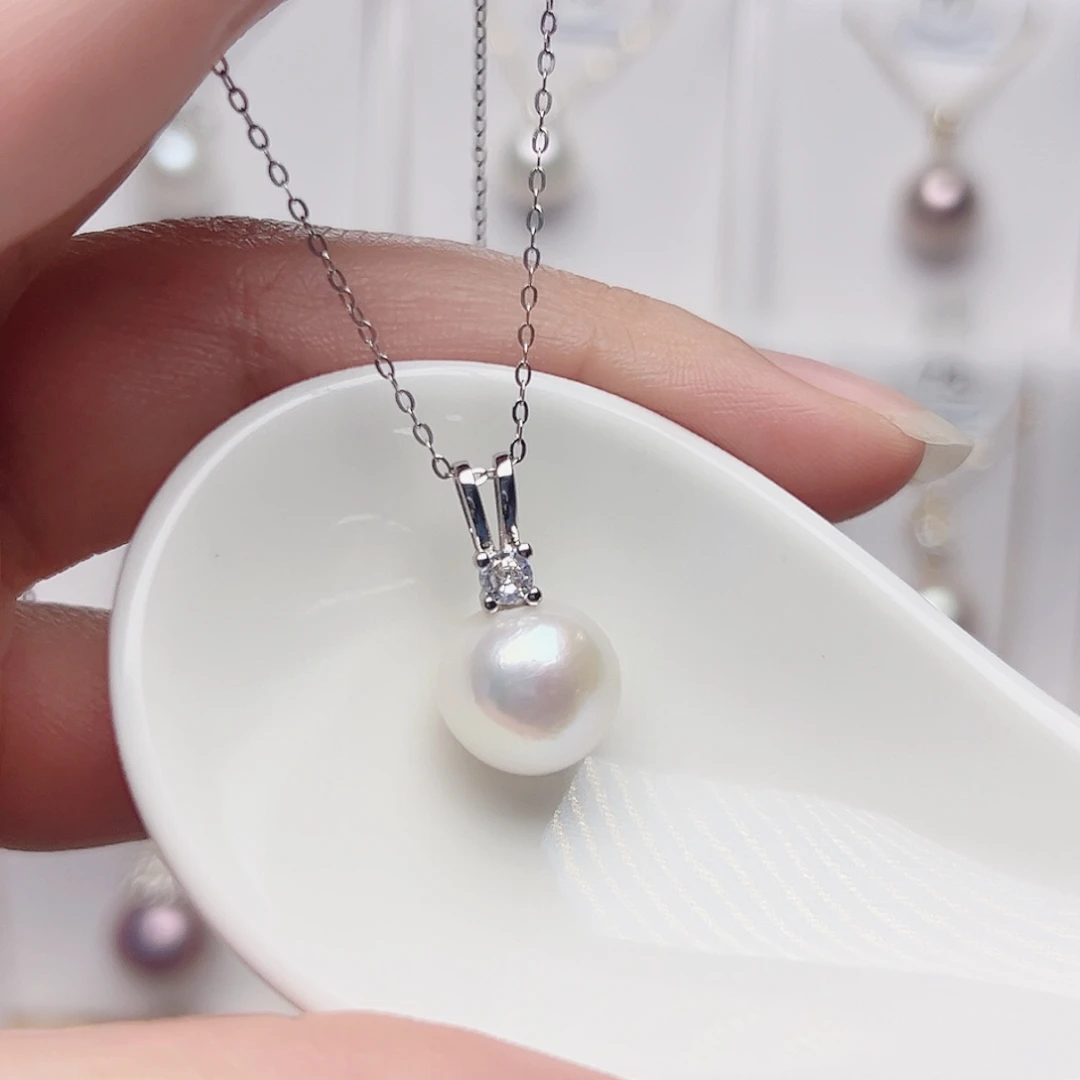 淡水珍珠吊坠(赠链)未镶嵌