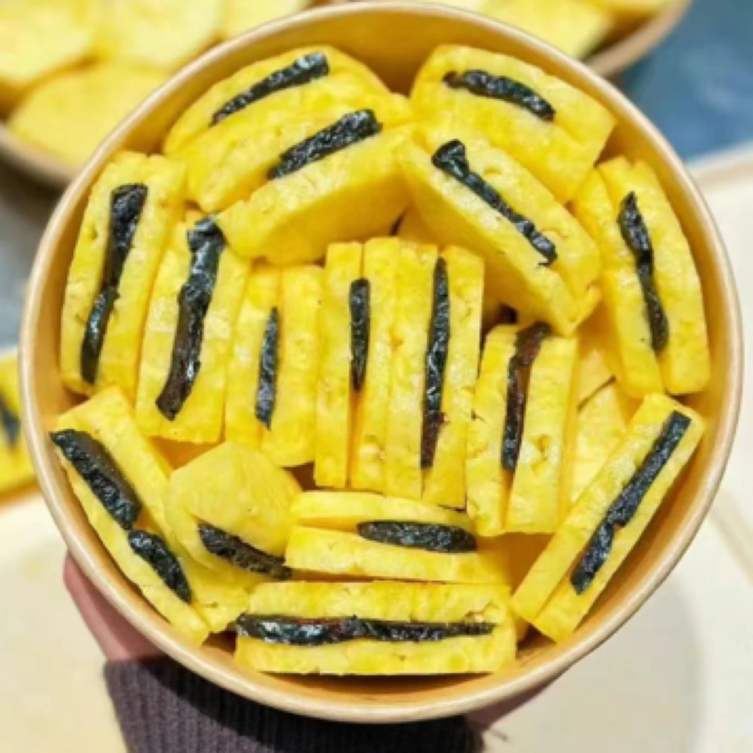 超甜凤梨夹乌梅一盒