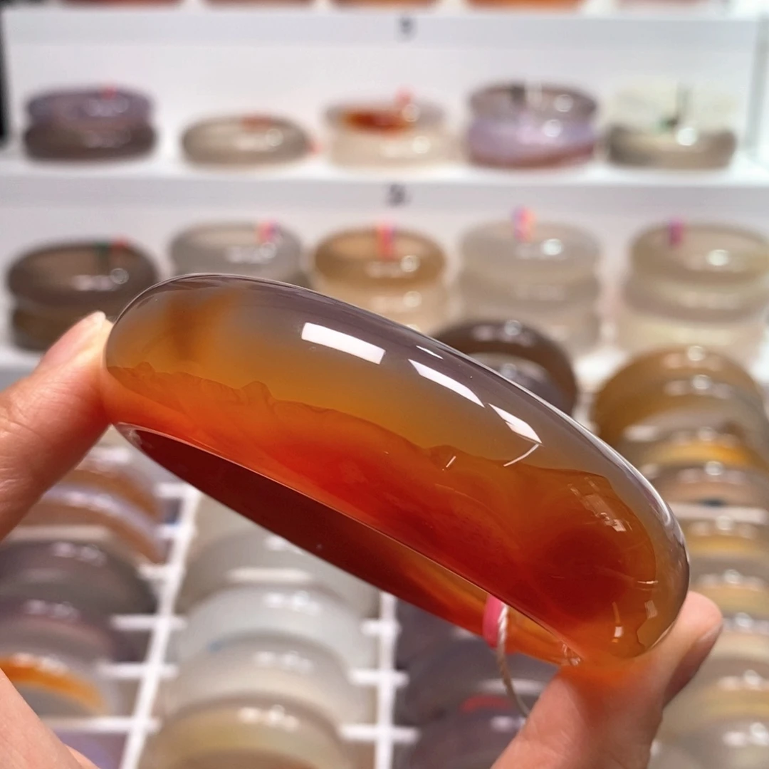 手镯玛瑙/玉髓未镶嵌