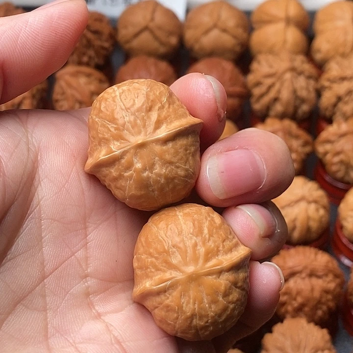 文玩核桃吊坠木鱼