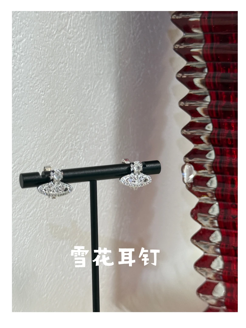 黄铜合成锆石耳饰 【雪花土星耳钉】爆款时尚百搭满钻土星百搭气质