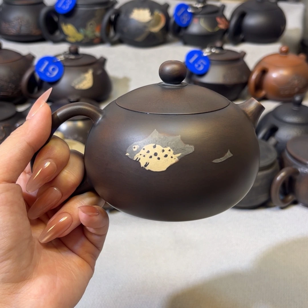 【闪购商品】红泥 刻填壶 容量 270c c