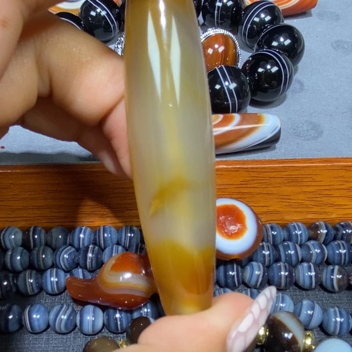 未镶嵌颈饰玛瑙/玉髓